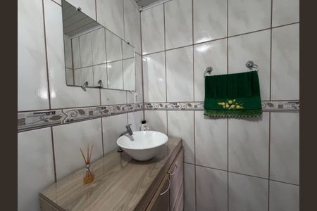 Casa à venda com 130m², 3 quartos e 3 vagasBanheiro