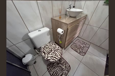 Casa à venda com 130m², 3 quartos e 3 vagasBanheiro