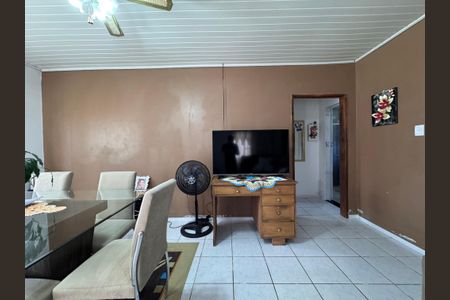 Casa à venda com 130m², 3 quartos e 3 vagasSala