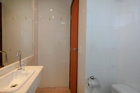 Apartamento para alugar com 133m², 3 quartos e 2 vagasBanheiro Social 2