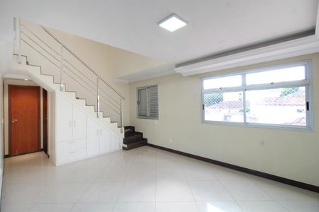 Apartamento para alugar com 133m², 3 quartos e 2 vagasSala