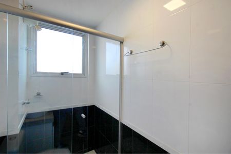 Apartamento para alugar com 133m², 3 quartos e 2 vagasBanheiro Social 1