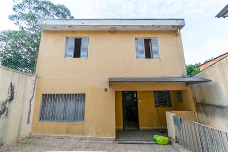 Casa para alugar com 80m², 2 quartos e sem vagaFachada