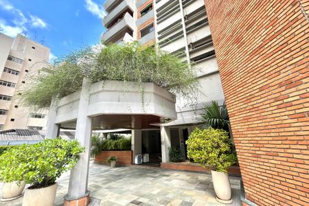 Apartamento à venda com 171m², 4 quartos e 3 vagasHall de entrada