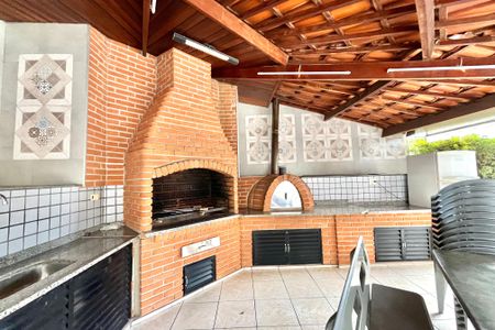 Apartamento à venda com 171m², 4 quartos e 3 vagasÁrea comum - Churrasqueira