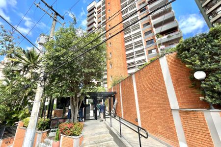 Apartamento à venda com 171m², 4 quartos e 3 vagasFachada