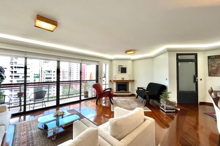 Apartamento à venda com 171m², 4 quartos e 3 vagasSala