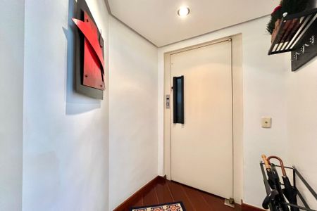 Apartamento à venda com 171m², 4 quartos e 3 vagasHall privativo