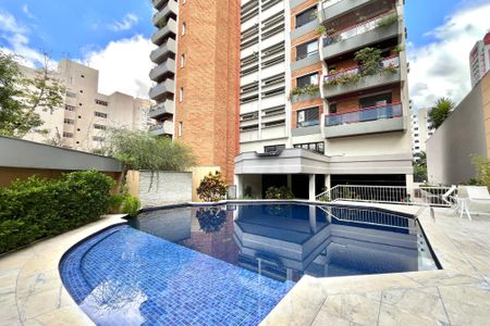 Apartamento à venda com 171m², 4 quartos e 3 vagasÁrea comum - Piscina