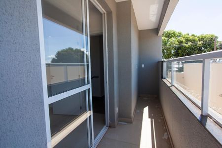 Apartamento para alugar com 54m², 2 quartos e 1 vagaVaranda da Sala