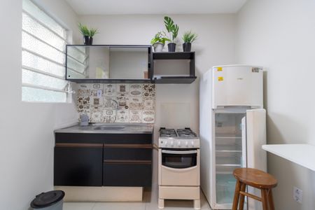 Apartamento à venda com 36m², 1 quarto e sem vaga Apartamento à venda com 36m², 1 quarto e sem vagaCozinha e Área de Serviço