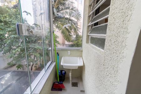 Apartamento à venda com 36m², 1 quarto e sem vaga Apartamento à venda com 36m², 1 quarto e sem vagaCozinha e Área de Serviço