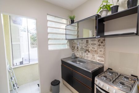 Apartamento à venda com 36m², 1 quarto e sem vaga Apartamento à venda com 36m², 1 quarto e sem vagaCozinha e Área de Serviço