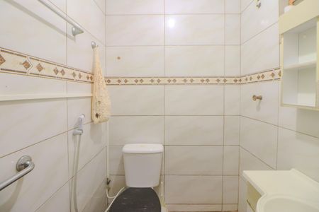 Casa à venda com 150m², 3 quartos e 4 vagas Casa à venda com 150m², 3 quartos e 4 vagasLavabo