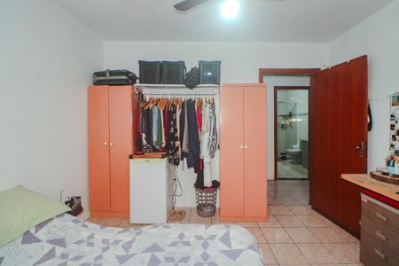 Casa à venda com 150m², 3 quartos e 4 vagas Casa à venda com 150m², 3 quartos e 4 vagasQuarto 2