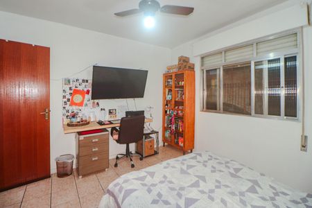 Casa à venda com 150m², 3 quartos e 4 vagas Casa à venda com 150m², 3 quartos e 4 vagasQuarto 2