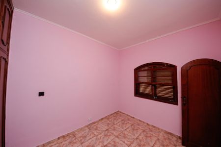 Casa à venda com 210m², 7 quartos e 2 vagas Casa à venda com 210m², 7 quartos e 2 vagasQuarto 2 - CASA 2