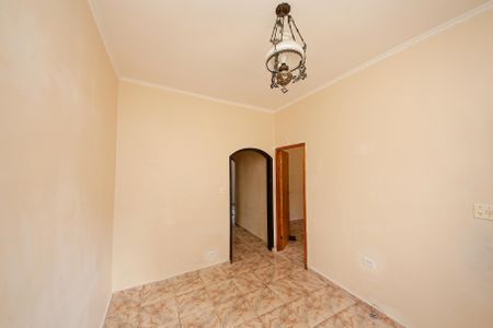 Casa à venda com 210m², 7 quartos e 2 vagas Casa à venda com 210m², 7 quartos e 2 vagasSala - CASA 2