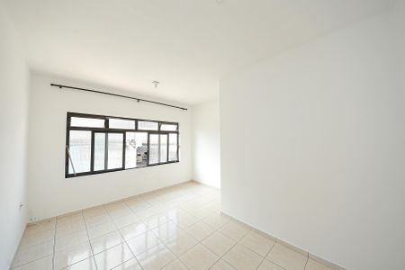 Casa à venda com 210m², 7 quartos e 2 vagas Casa à venda com 210m², 7 quartos e 2 vagasSala