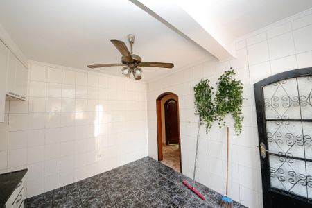 Casa à venda com 210m², 7 quartos e 2 vagas Casa à venda com 210m², 7 quartos e 2 vagasCozinha - CASA 2
