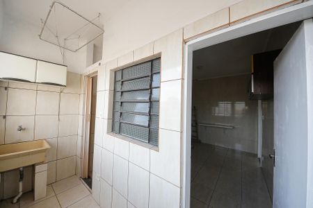 Casa à venda com 210m², 7 quartos e 2 vagas Casa à venda com 210m², 7 quartos e 2 vagasÁrea de Serviço