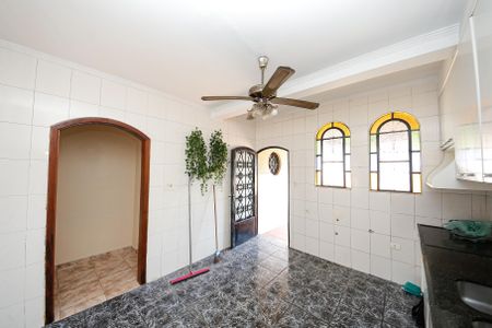 Casa à venda com 210m², 7 quartos e 2 vagas Casa à venda com 210m², 7 quartos e 2 vagasCozinha - CASA 2