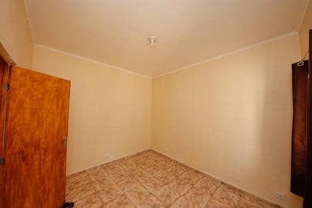 Casa à venda com 210m², 7 quartos e 2 vagas Casa à venda com 210m², 7 quartos e 2 vagasQuarto 1 - CASA 2