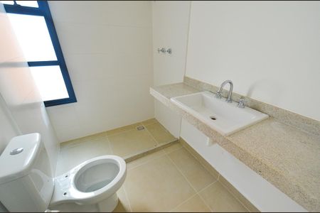 Apartamento à venda com 76m², 2 quartos e 2 vagasBanheiro Suite 1
