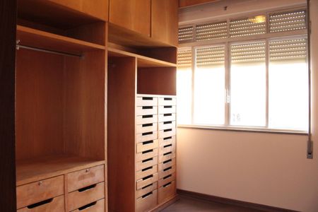 Apartamento à venda com 253m², 3 quartos e 2 vagasCloset da Suíte