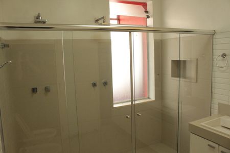 Apartamento à venda com 253m², 3 quartos e 2 vagasBanheiro da Suíte