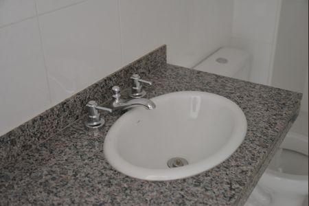 Apartamento à venda com 82m², 3 quartos e 2 vagasBanheiro Social