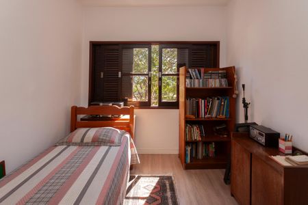 Casa de condomínio à venda com 250m², 4 quartos e 4 vagasQuarto 3