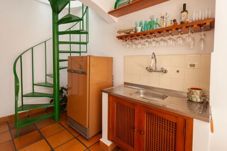 Casa de condomínio à venda com 250m², 4 quartos e 4 vagasSalão de Festas