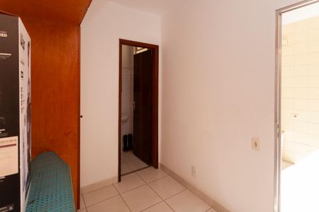 Casa de condomínio à venda com 250m², 4 quartos e 4 vagasQuarto de Serviço