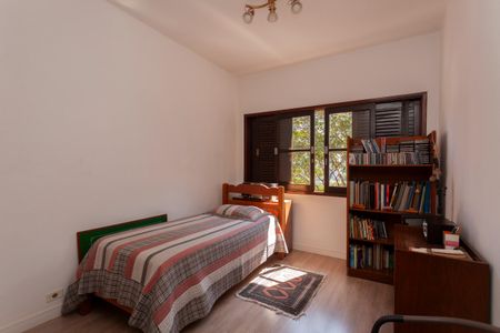 Casa de condomínio à venda com 250m², 4 quartos e 4 vagasQuarto 3