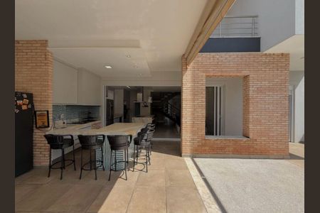 Casa de condomínio à venda com 402m², 4 quartos e 4 vagas Casa de condomínio à venda com 402m², 4 quartos e 4 vagasEspaço Gourmet