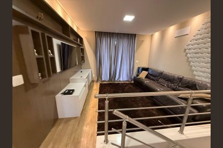 Casa de condomínio à venda com 402m², 4 quartos e 4 vagas Casa de condomínio à venda com 402m², 4 quartos e 4 vagasSala