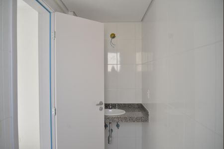 Apartamento à venda com 82m², 3 quartos e 2 vagasBanheiro da Suíte