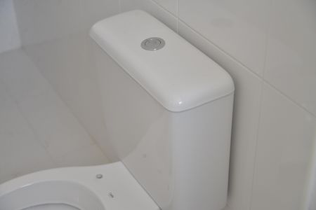 Apartamento à venda com 82m², 2 quartos e 2 vagasBanheiro da Suíte