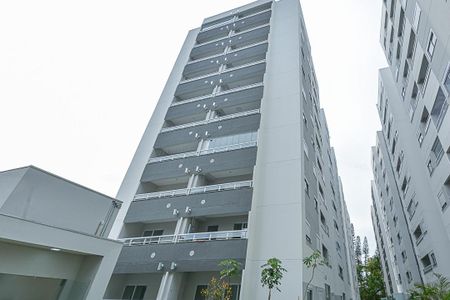 Apartamento para alugar com 44m², 2 quartos e 1 vaga Apartamento para alugar com 44m², 2 quartos e 1 vagaFachada