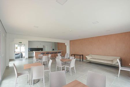 Apartamento para alugar com 44m², 2 quartos e 1 vaga Apartamento para alugar com 44m², 2 quartos e 1 vagaÁrea comum - Salão de festas