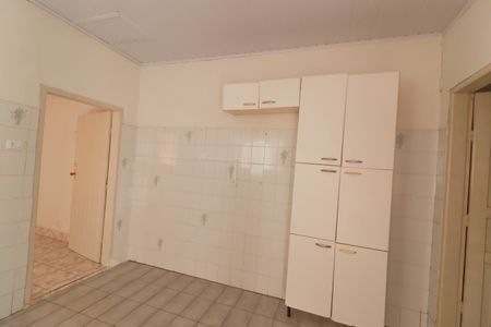 Casa à venda com 324m², 3 quartos e 2 vagas Casa à venda com 324m², 3 quartos e 2 vagasCozinha