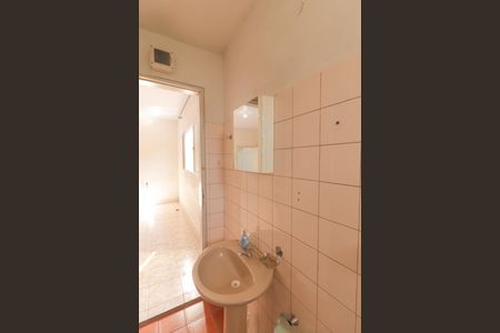 Casa à venda com 324m², 3 quartos e 2 vagas Casa à venda com 324m², 3 quartos e 2 vagasBanheiro da Suíte