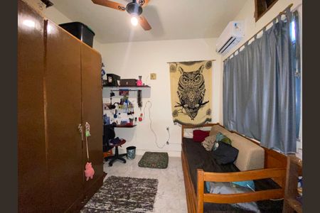 Casa à venda com 190m², 3 quartos e 3 vagas Casa à venda com 190m², 3 quartos e 3 vagasQuarto 1