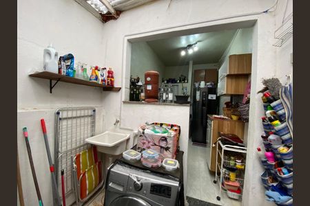 Casa à venda com 190m², 3 quartos e 3 vagas Casa à venda com 190m², 3 quartos e 3 vagasÁrea de Serviço