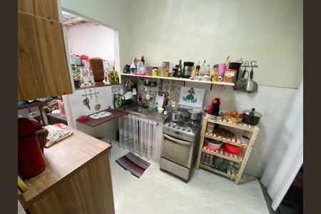 Casa à venda com 190m², 3 quartos e 3 vagas Casa à venda com 190m², 3 quartos e 3 vagasCozinha