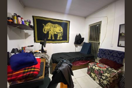 Casa à venda com 190m², 3 quartos e 3 vagas Casa à venda com 190m², 3 quartos e 3 vagasQuarto 2