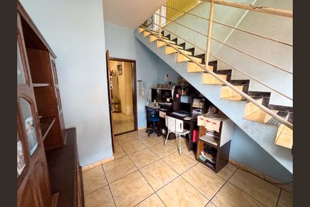 Casa à venda com 475m², 4 quartos e 6 vagasEscritório