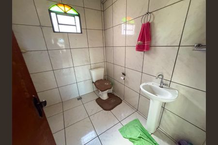 Casa à venda com 475m², 4 quartos e 6 vagasBanheiro 3