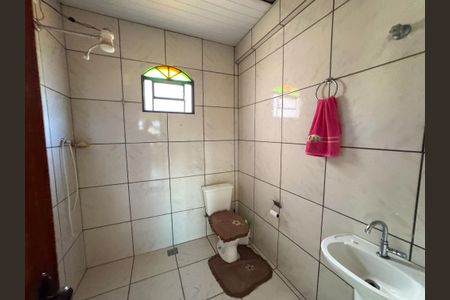 Casa à venda com 475m², 4 quartos e 6 vagasBanheiro 3